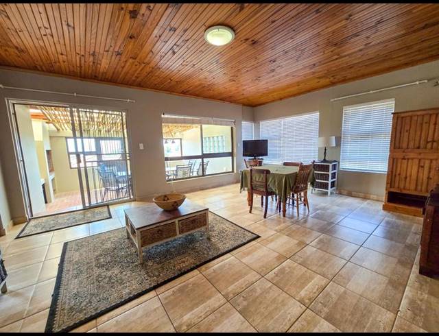 3 BEDROOM HOUSE FOR SALE IN STILBAAI-WES